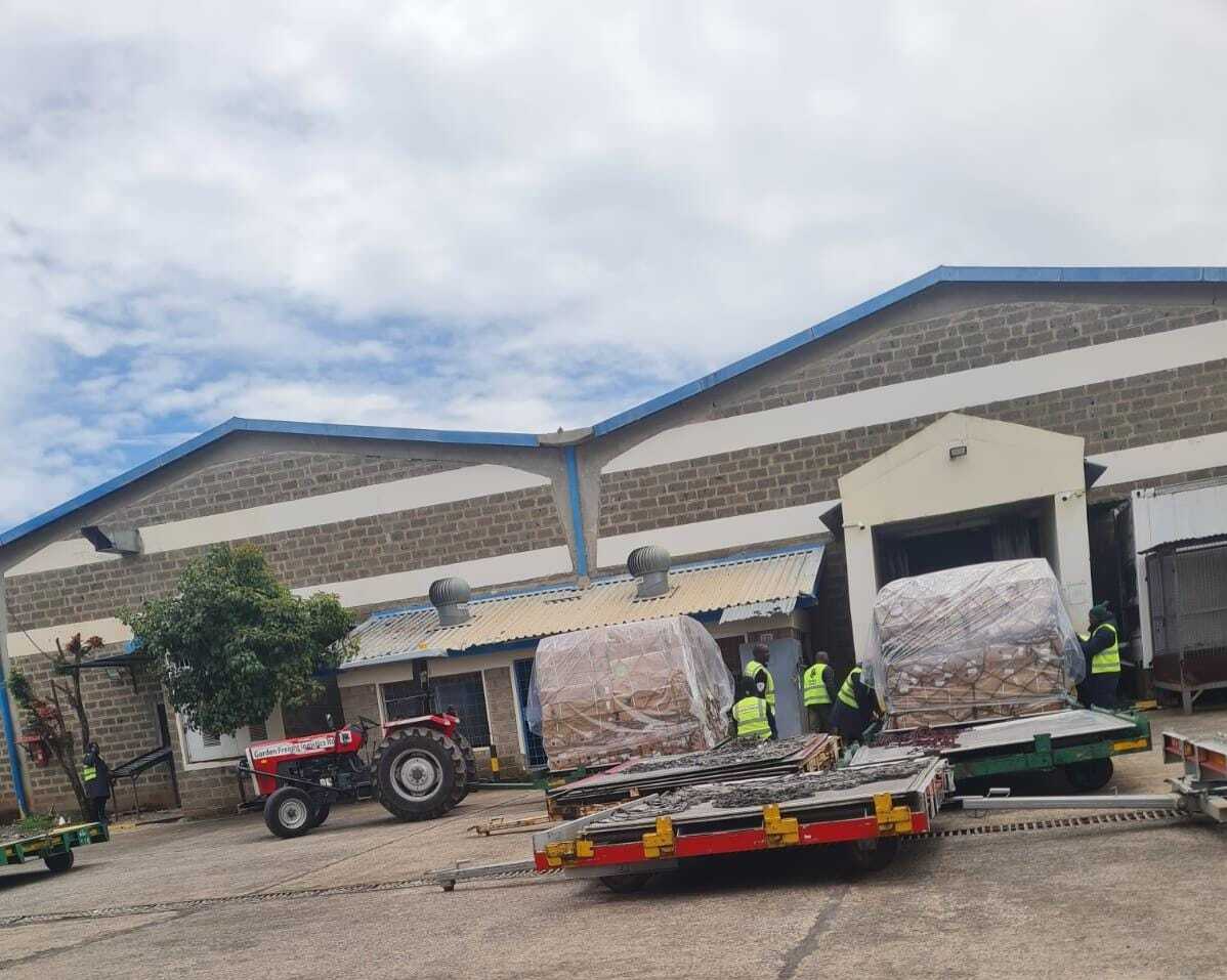 Sea-air transshipment concept